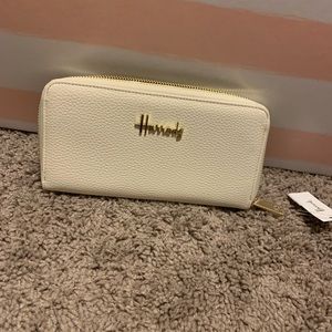 Harrods wallet.